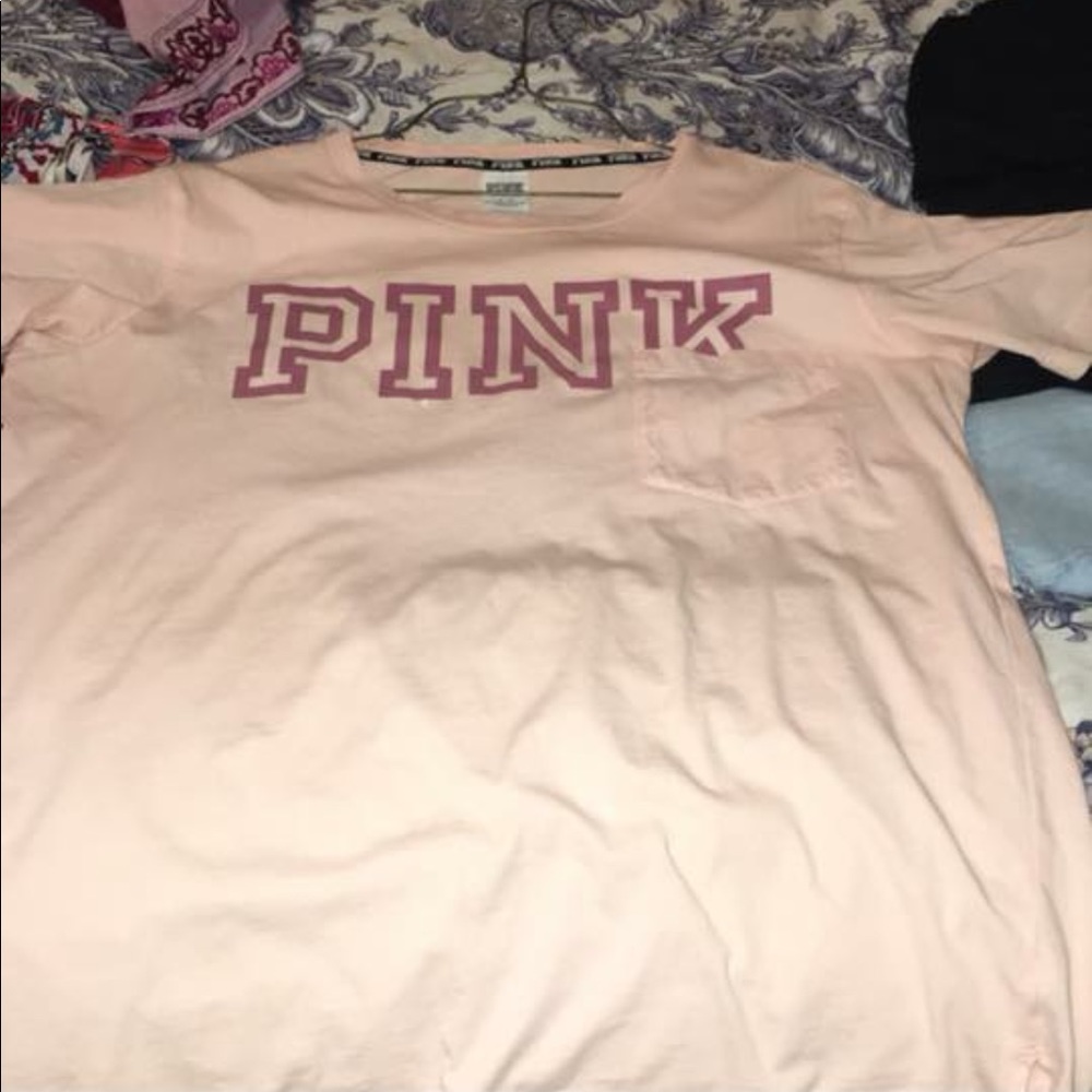 VS PINK T-SHIRT